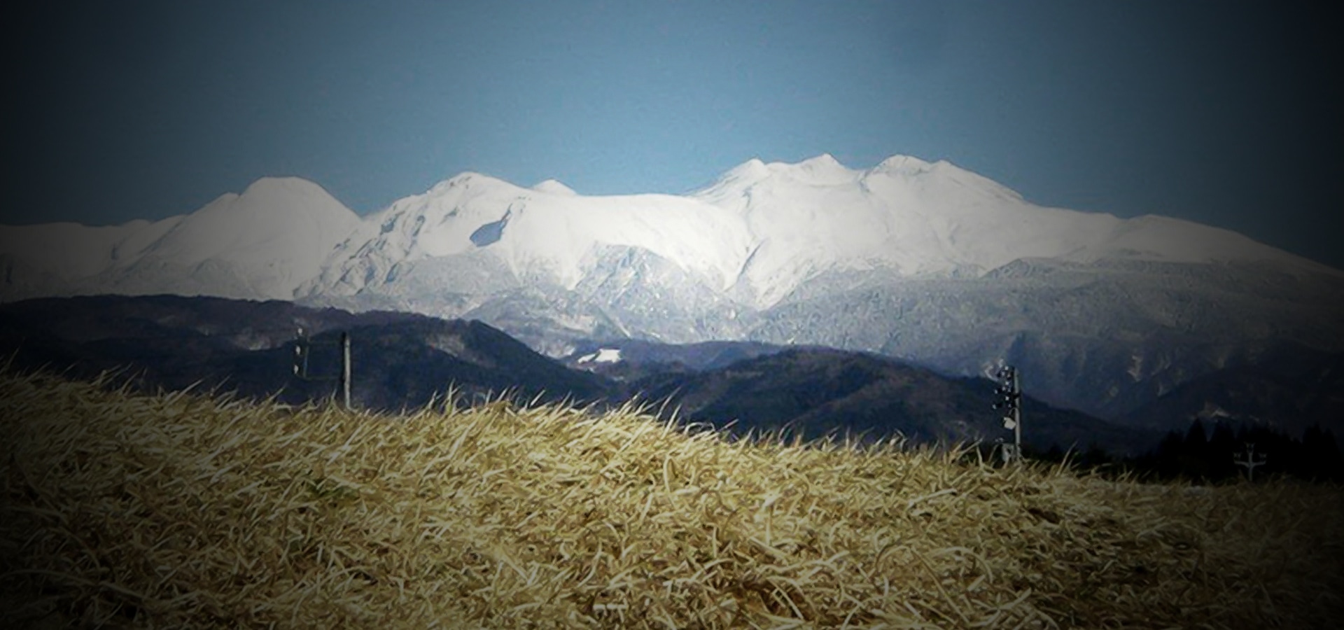 雪化粧した乗鞍山の画像